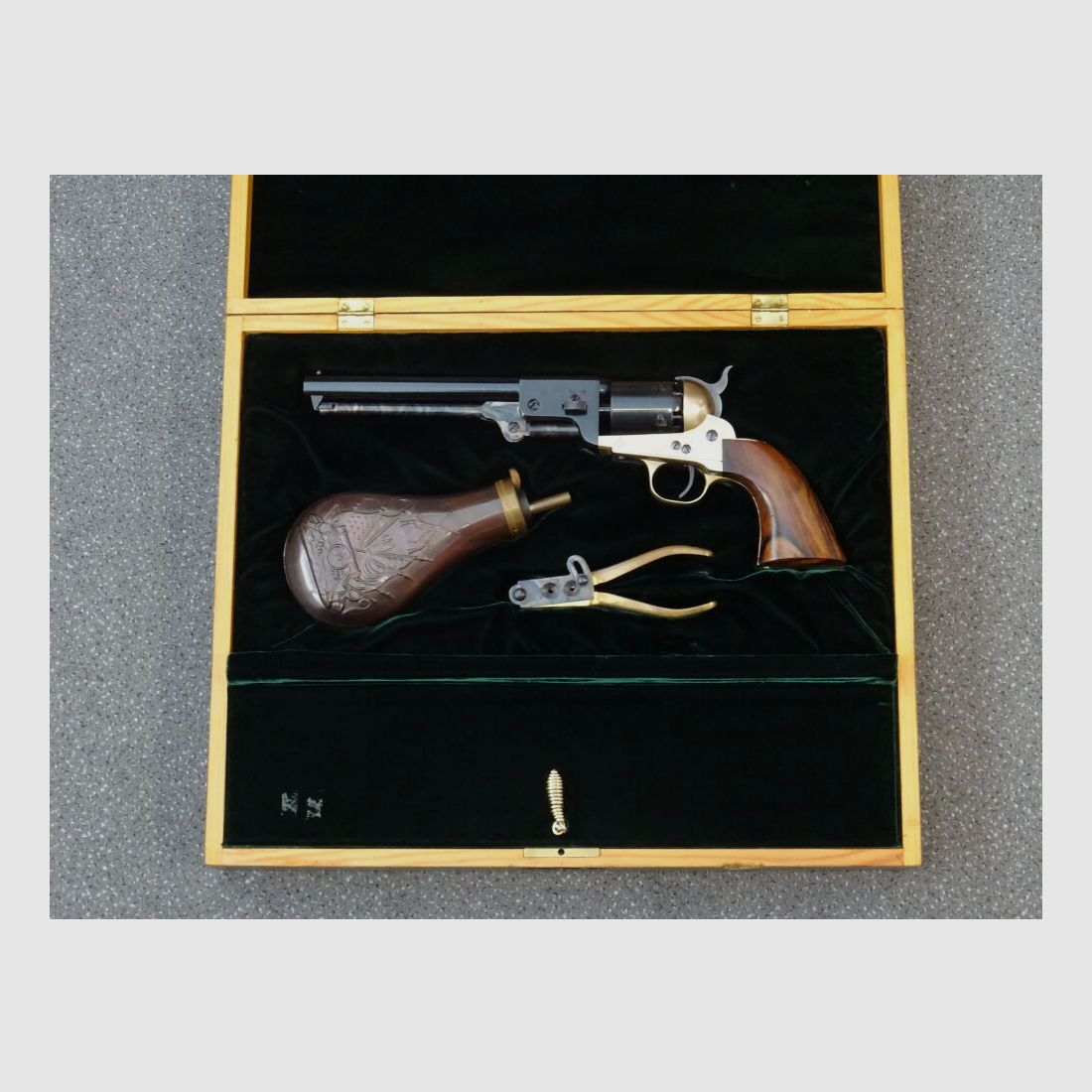 Uberti Navy Arms Co. Ridgefield