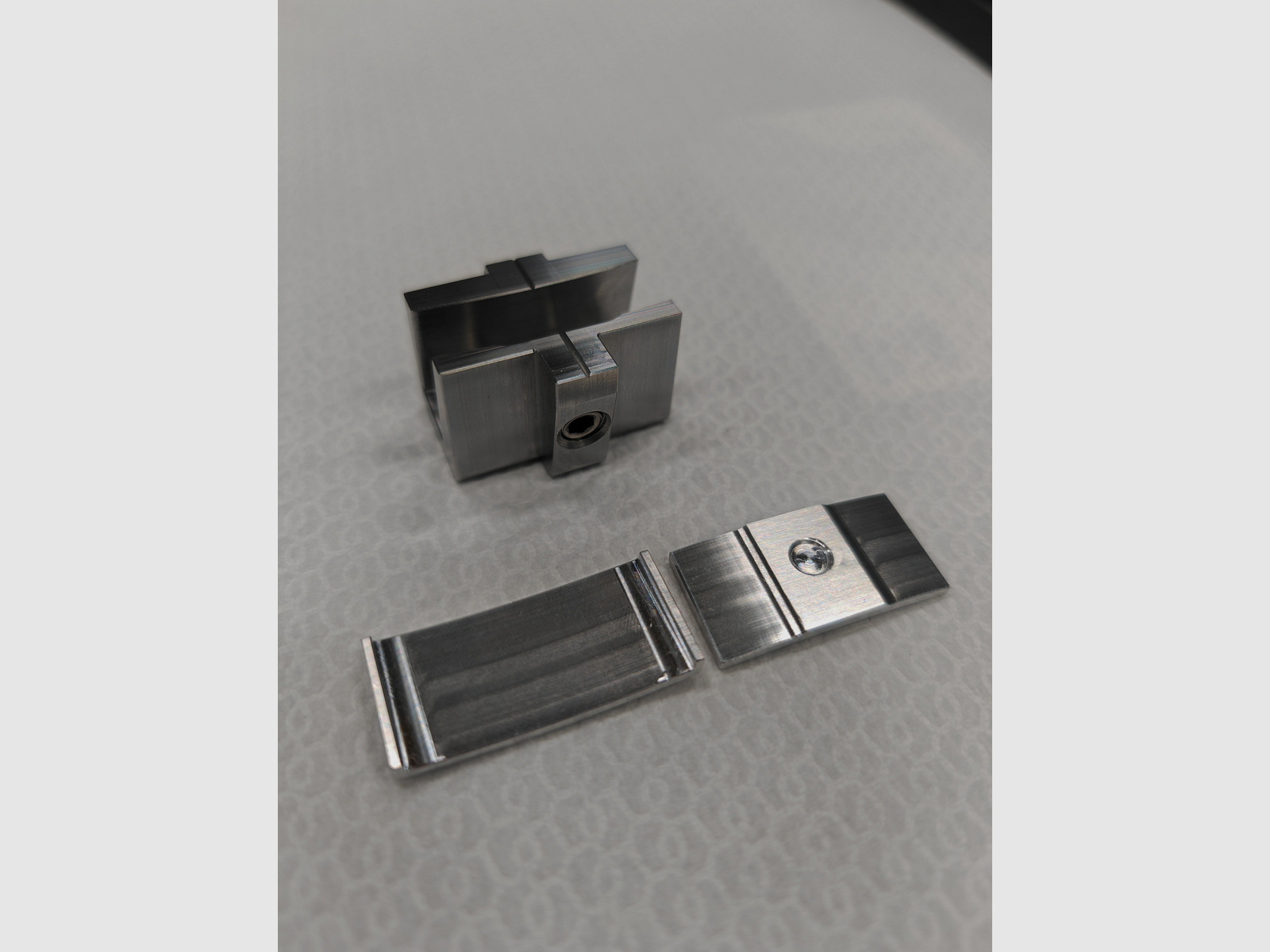 Mey Interceptor Montageblock CNC gefräst