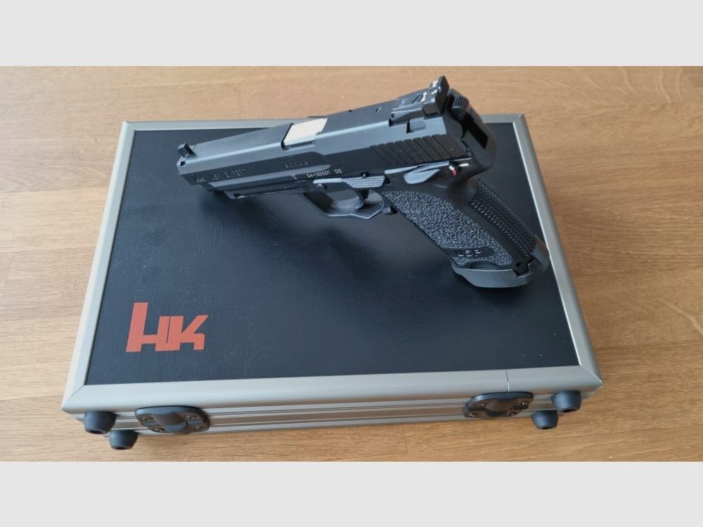 Heckler & Koch USP Expert