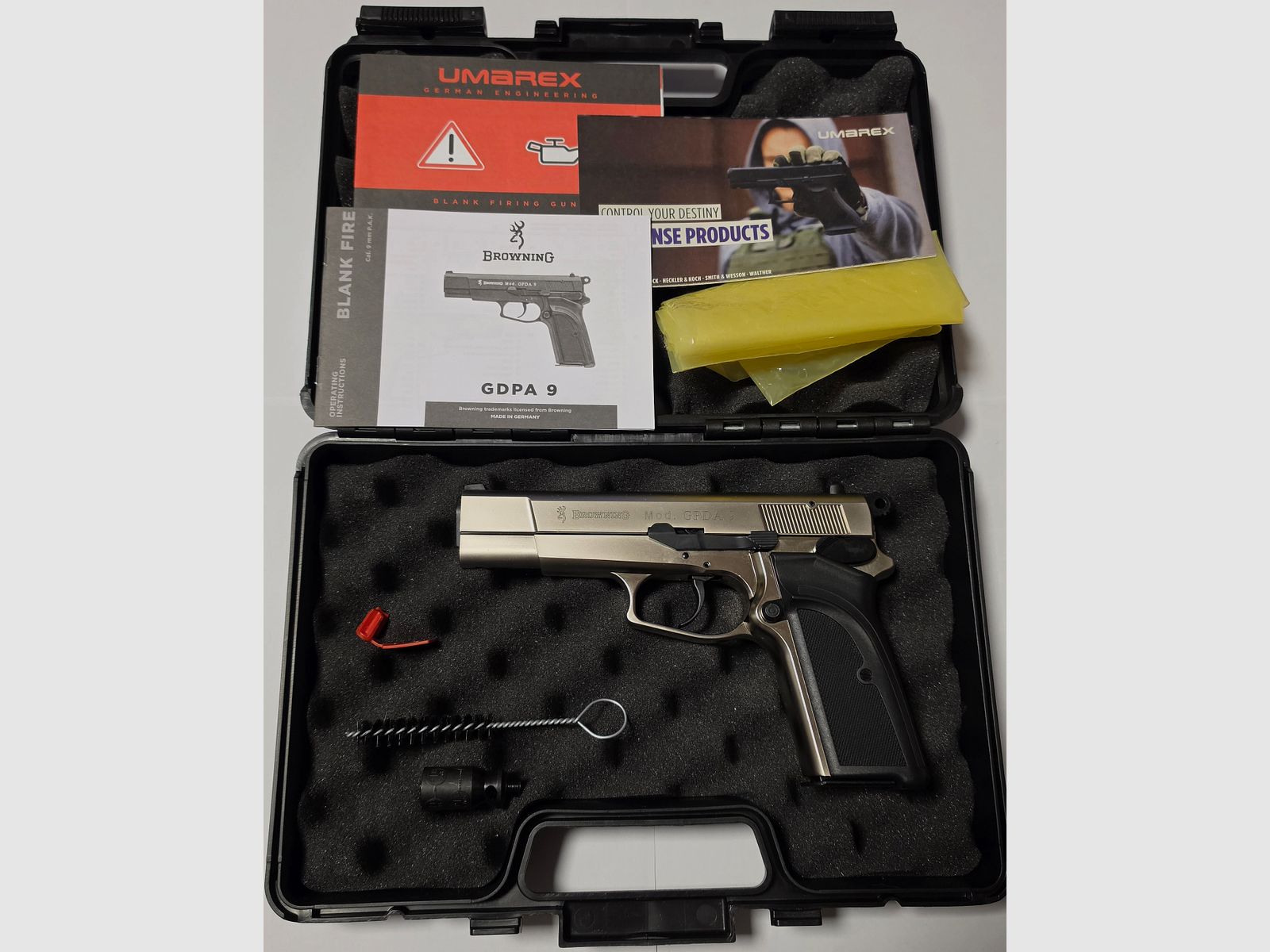 Browning GPDA9 Nickel 9mm PAK blank firing pistol, image 1 of 4