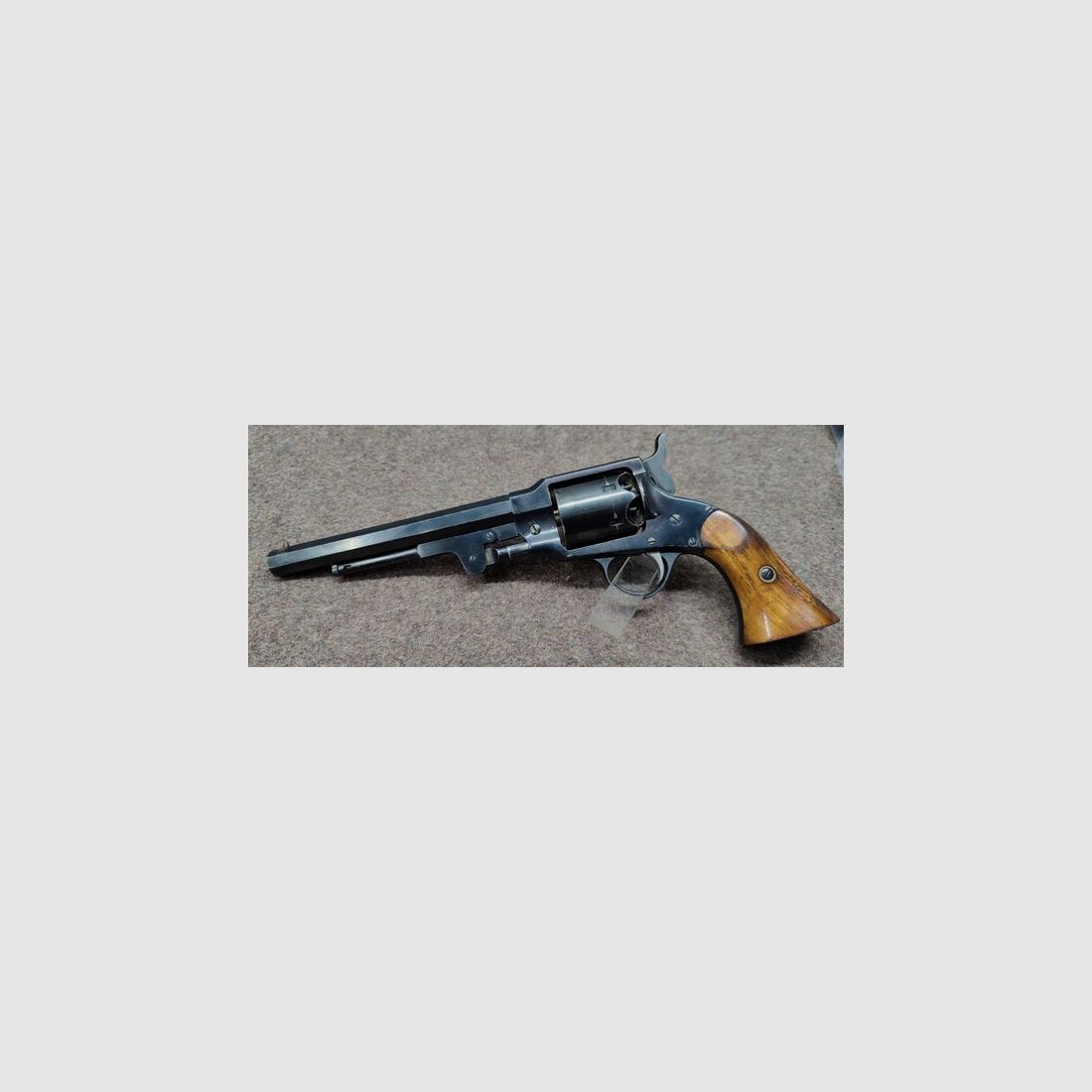 Vorderlader,- Perkussions Revolver Rogers & Spencer Match Neumann Kal. .44 Black Powder
