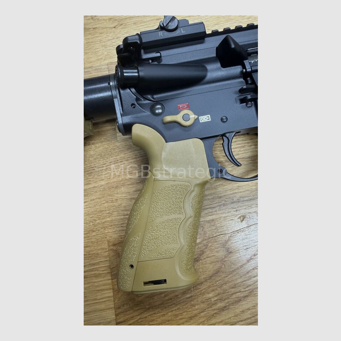 Heckler & Koch MR223 A3 Slim-Line 11" Lauf - halbautom. Büchse .223Rem MGBs Sondermodell black/RAL Edition inkl. Schalldämpfer B&T AG Print X RBS I Compact QDN 223 FDE - flow through - zivile Version HK416 / G95K / G38 G95A1 / G95KA1 / mit Upgrades
