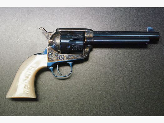 Uberti Cattleman inciso a mano Carcoal Blue