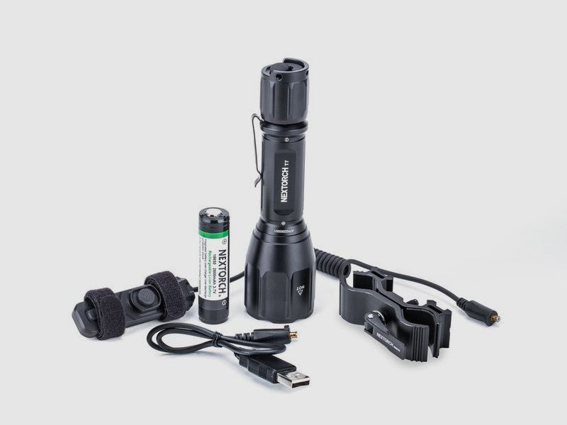 NEXTORCH T7 V2.0 SET Lampe de Poche de Chasse – Portée de 420 m incl. Support et Interrupteur à Câble