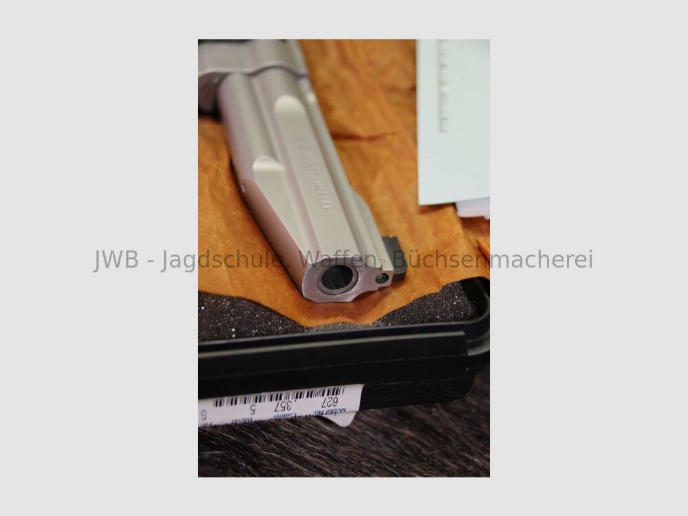 Smith & Wesson 627-2 Performance Center 5" in super Zustand .357Mag