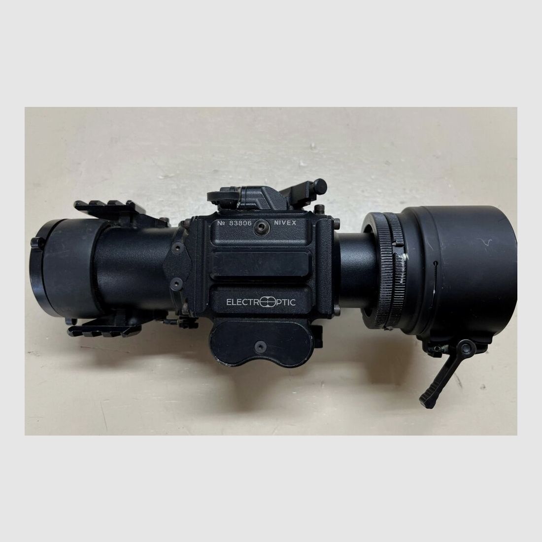 Urządzenie do nocnego widzenia elektrooptyczne NIVEX Digital 156
