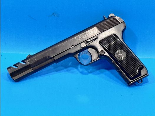 ZASTAVA M57 mit Kompensator