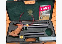 Match pistolet à air comprimé STEYR EVO 10 E comme neuf, contrôle technique 2036