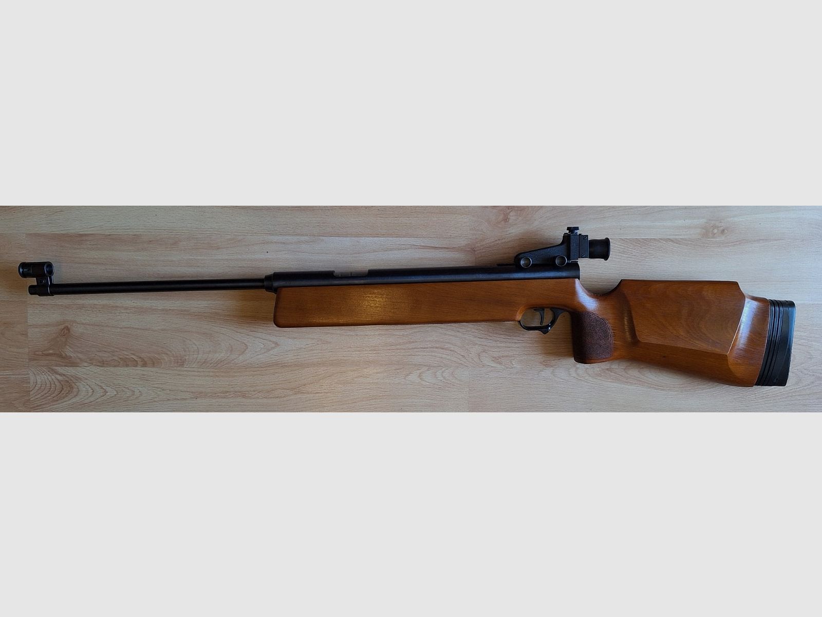 Haenel 312-1 Match-Luftgewehr Seitenspanner