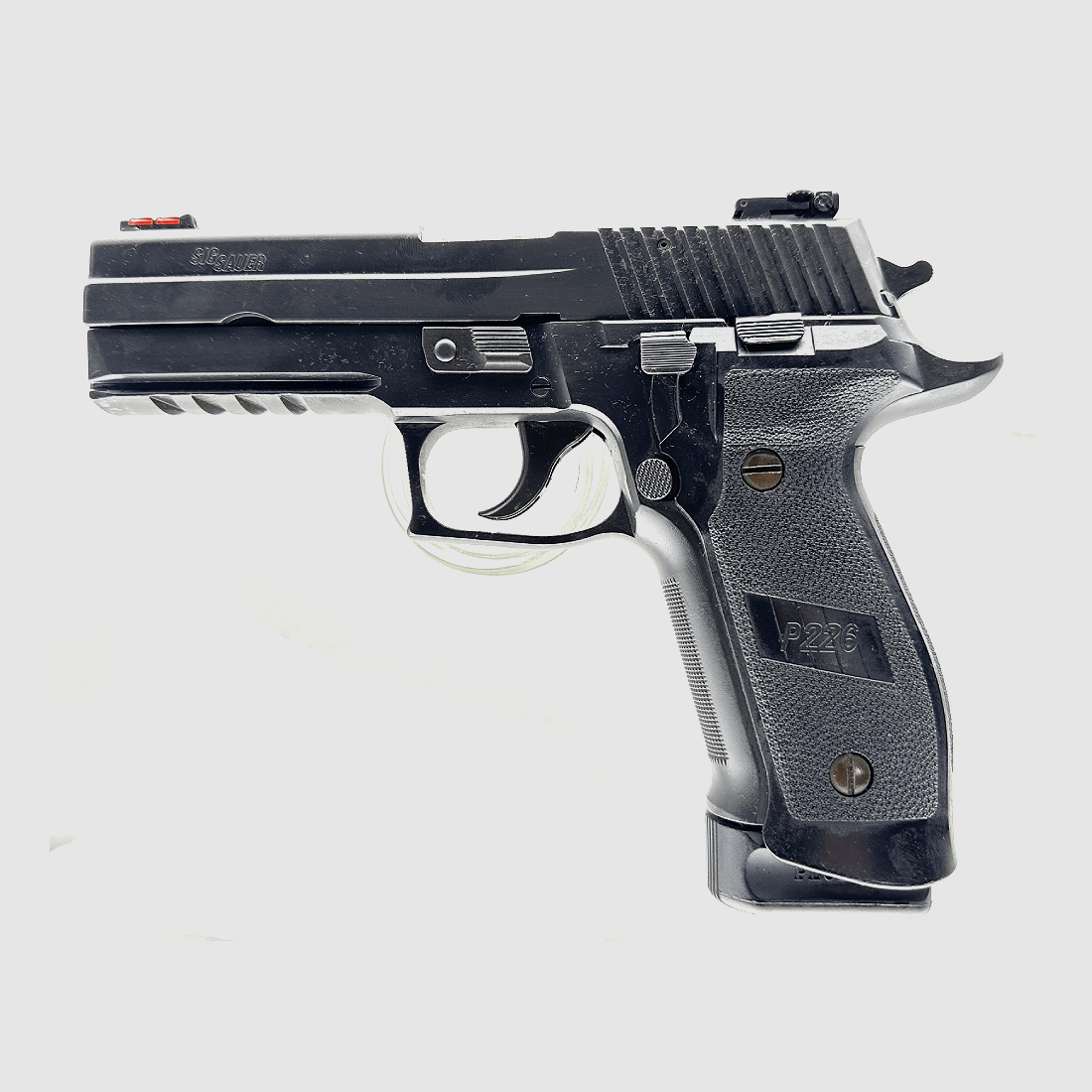 <SIG SAUER P226 LDC 9mmLuger>