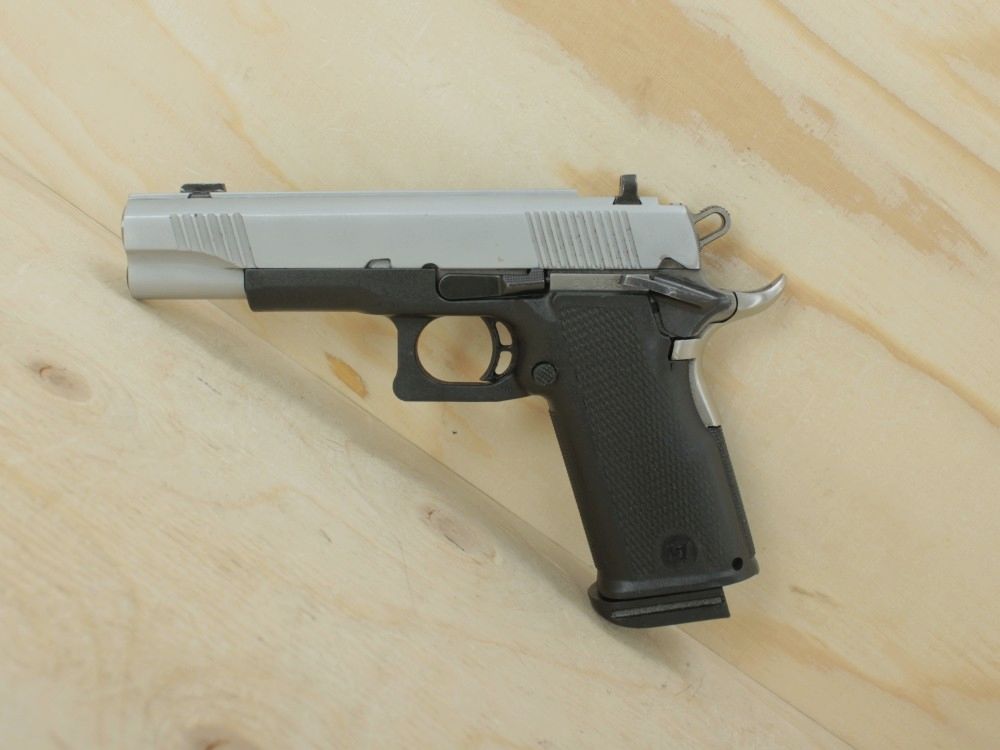 Selbstladepistole BUL M-5 F.S Kal. 9×19 mit 18-Schuss-Magazin, Bild 2 von 3