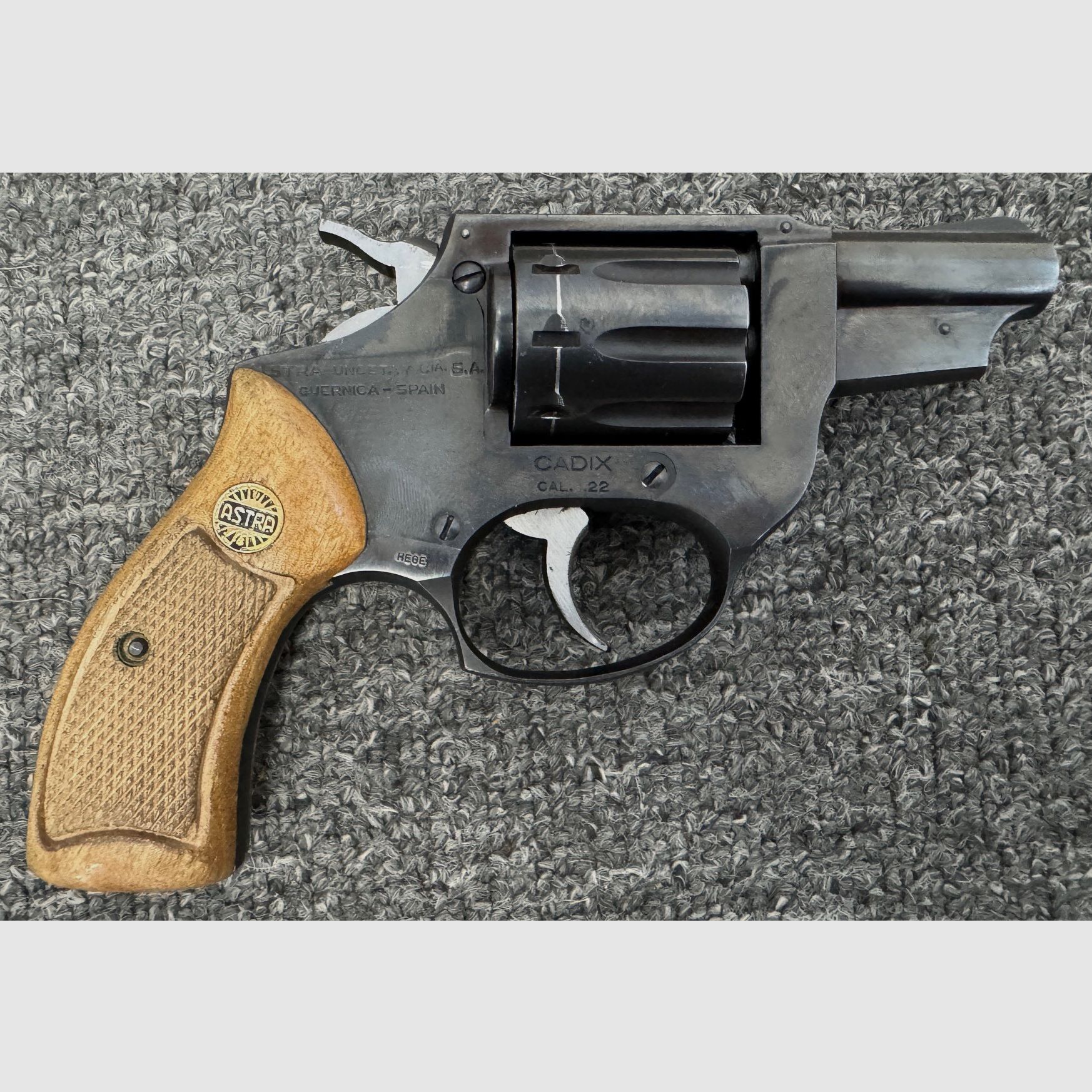 Revolver .22LR Astra