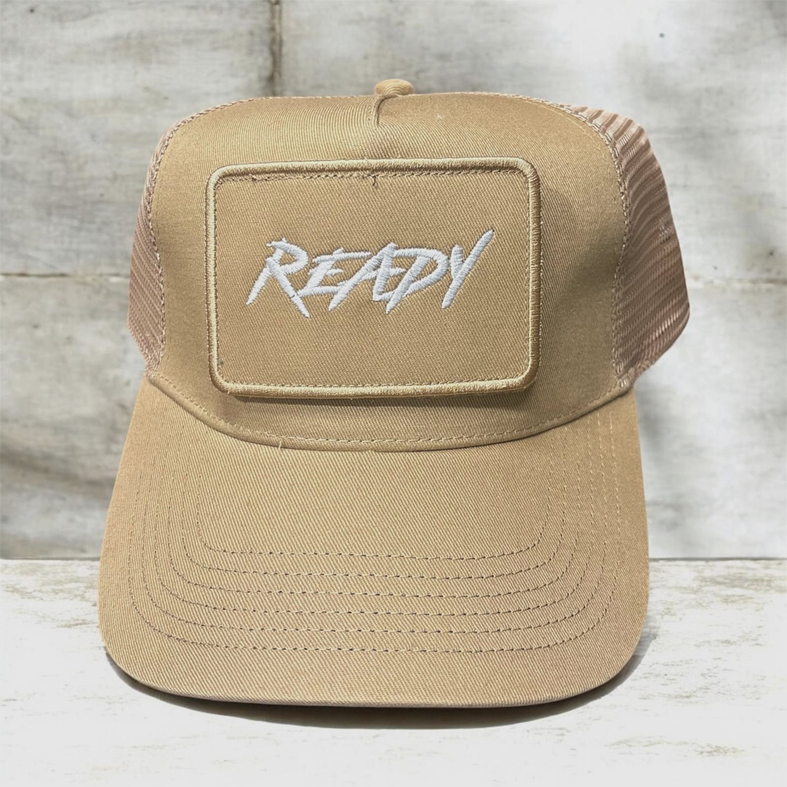 CAPPELLO TRUCKER SNAPBACK CON PATCH DESERT, immagine 1 di 2
