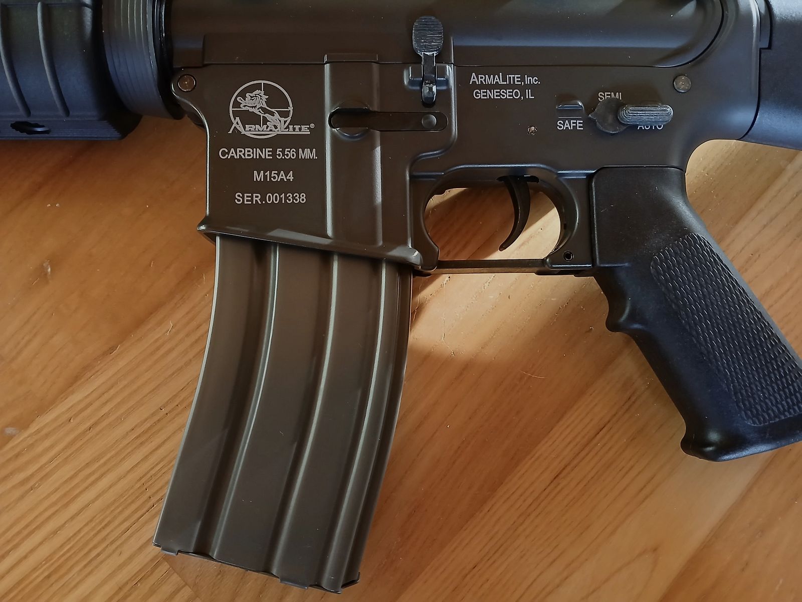 M4 (AEG) + accesorios