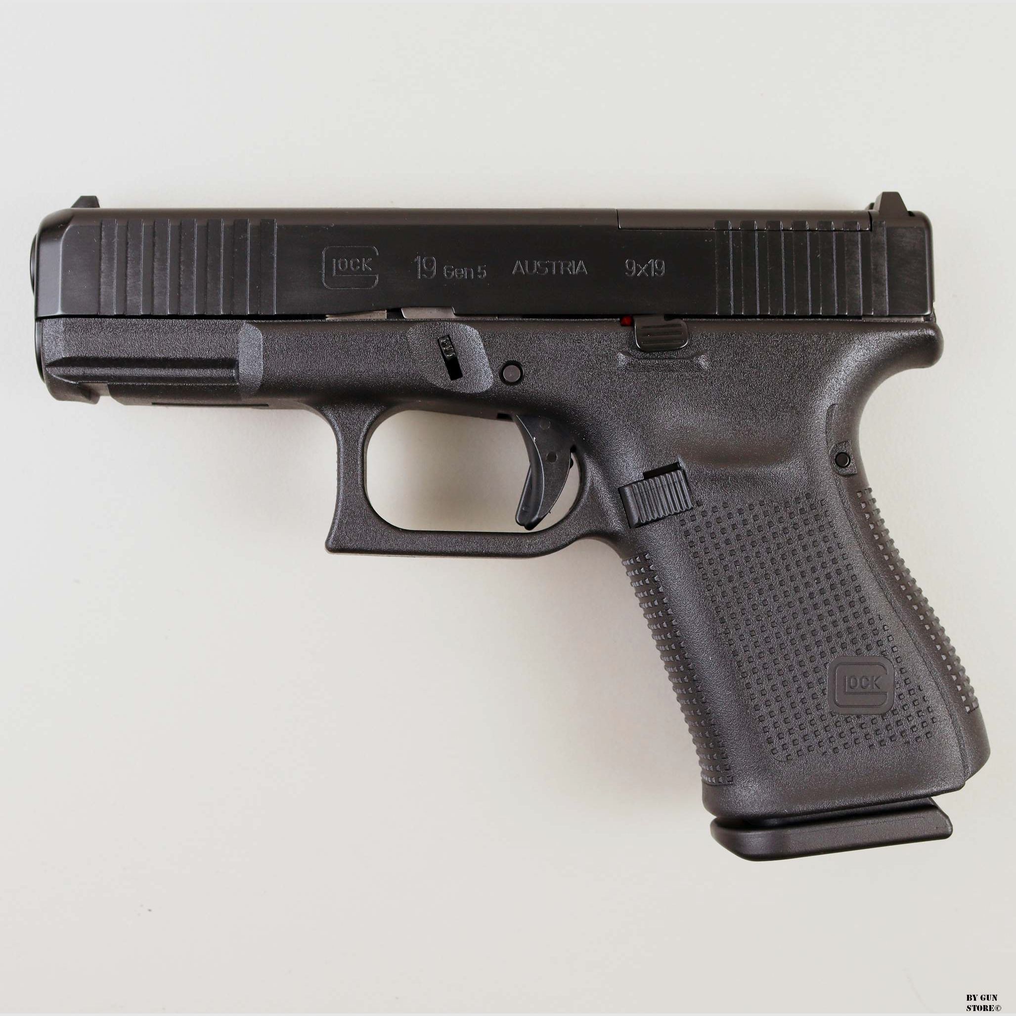 Glock pistol mod. 19 GEN5 FS MOS cal. 9×19 mm, image 1 of 4