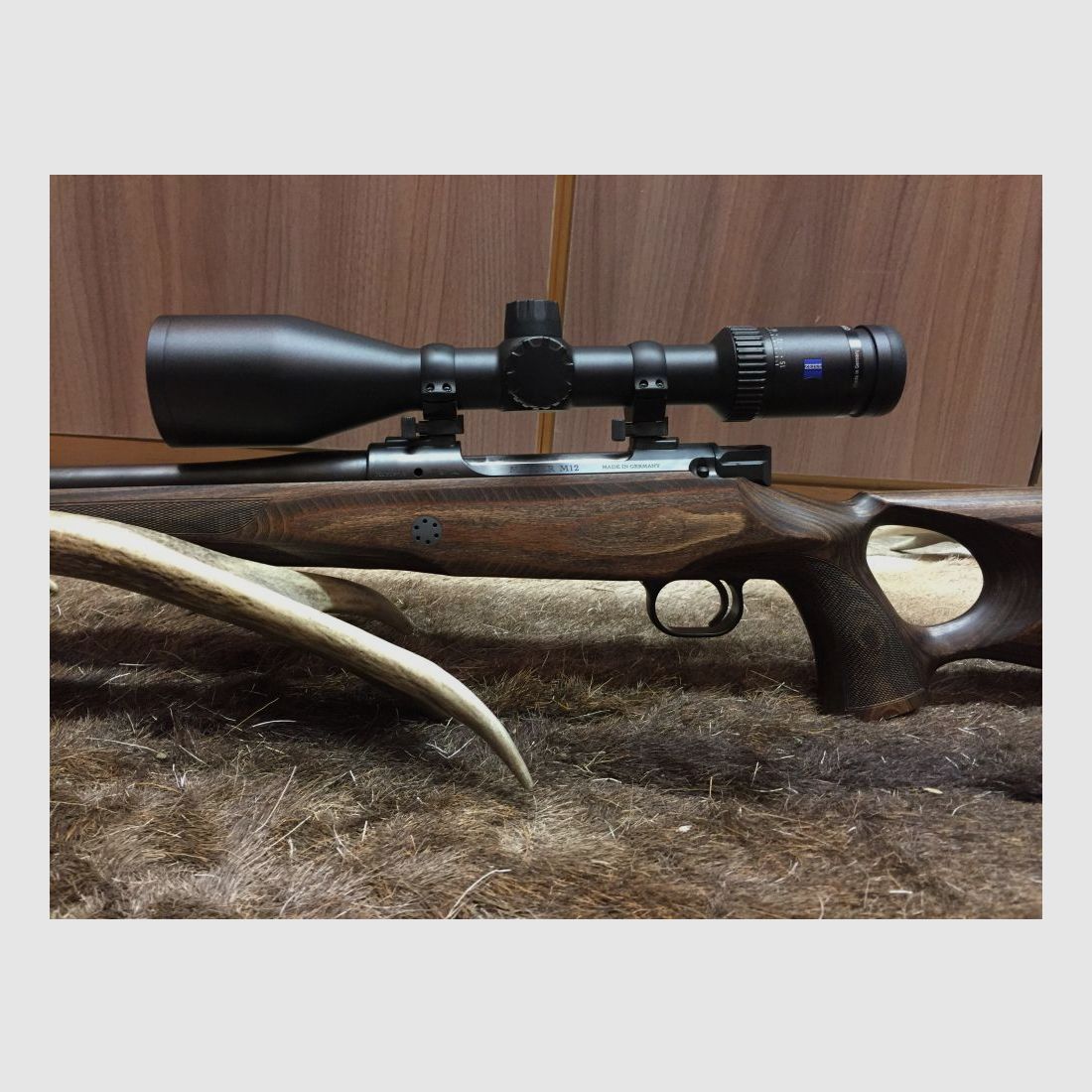 Mauser M12 Max, con Zeiss Conquest V6 2,5-15x56
