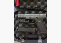 Glock 17 Gen 5 BLK First Edition 9 mm P.A.K