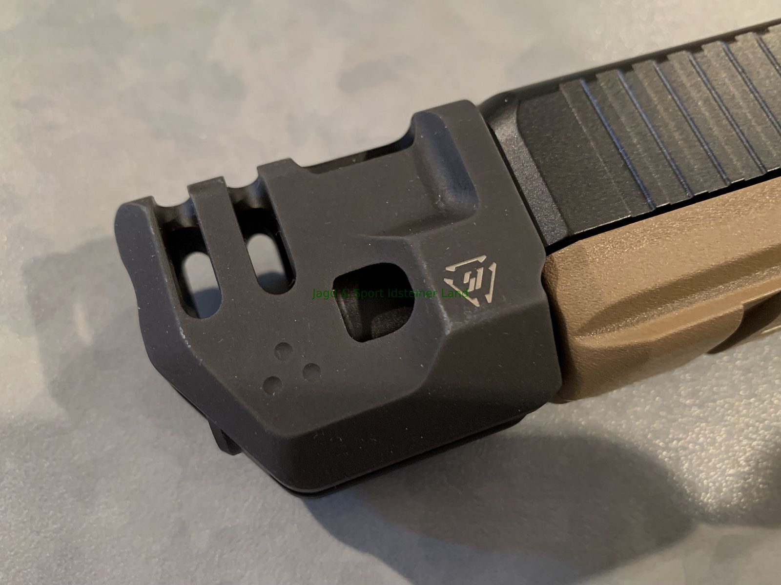 Glock G17 Gen5 FR inkl. Tuningpaket v. Strike Industries & Timney