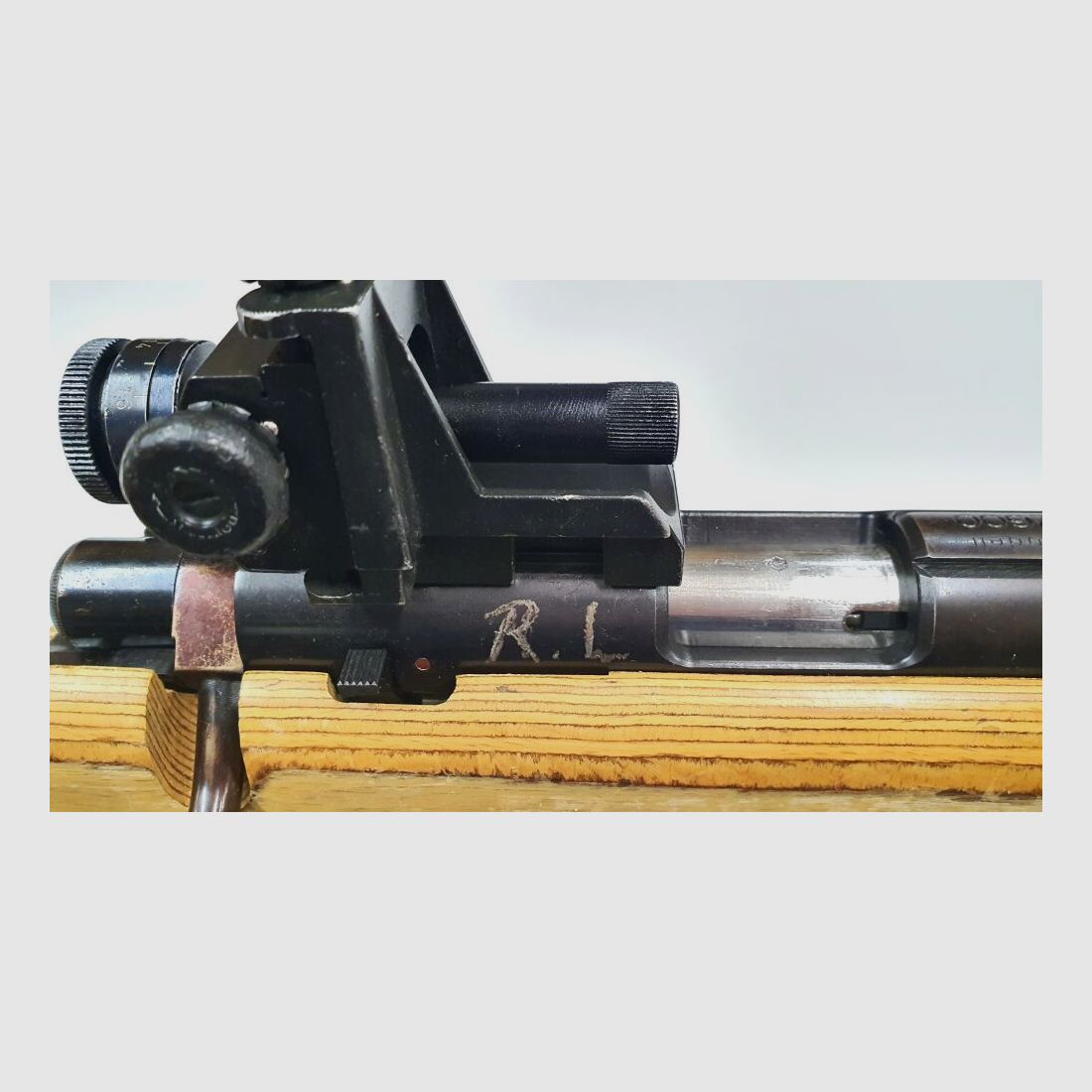Feinwerbau Mod. 2600 verstellbare Schaftbacke & original Diopter