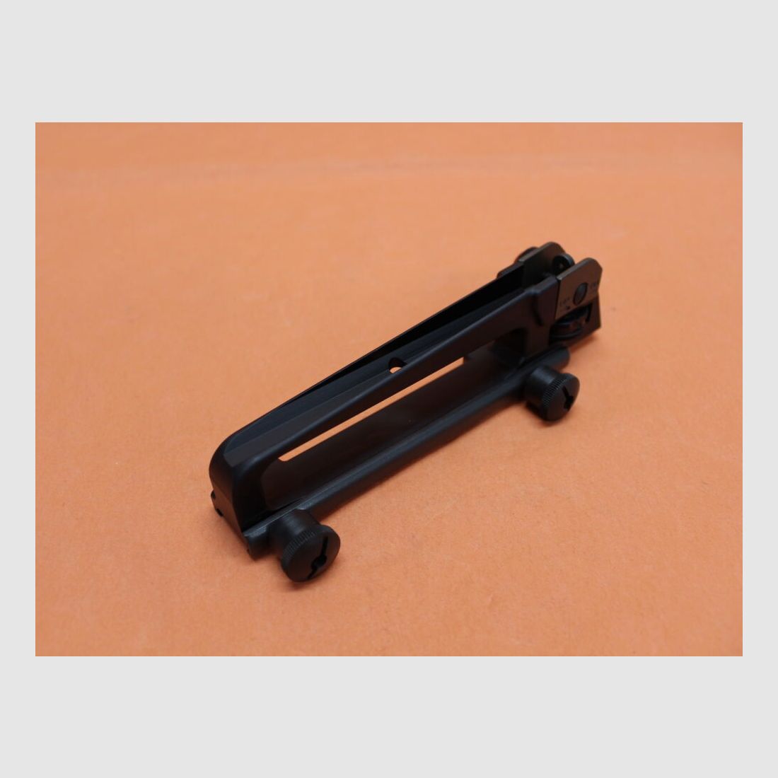 Olympic AR-15: Manico di trasporto staccabile Olympic con mirino A2 Alu nero / Manico di trasporto con mirino a diottro, immagine 5 di 6