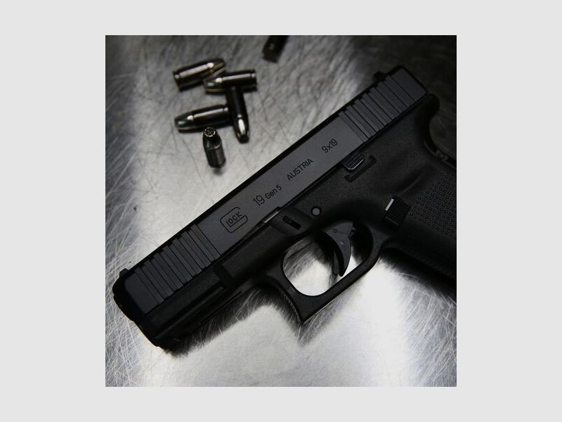 Pistola Glock 19 Gen5 FS 9 mm Luger