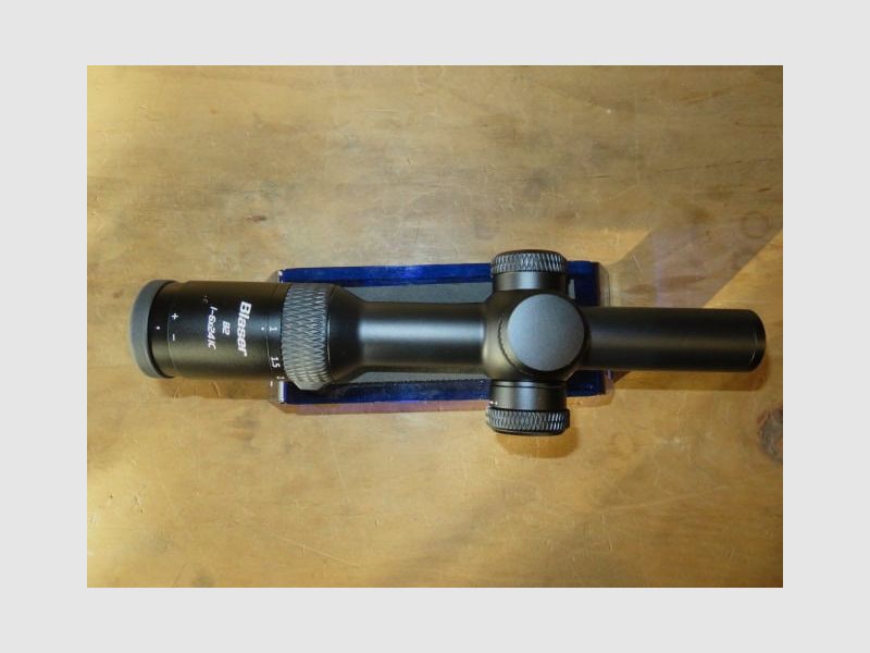 Blaser B2 1-6×24 iC S Zieloptik mit Schiene Fadenkreuz 4, Bild 2 von 7