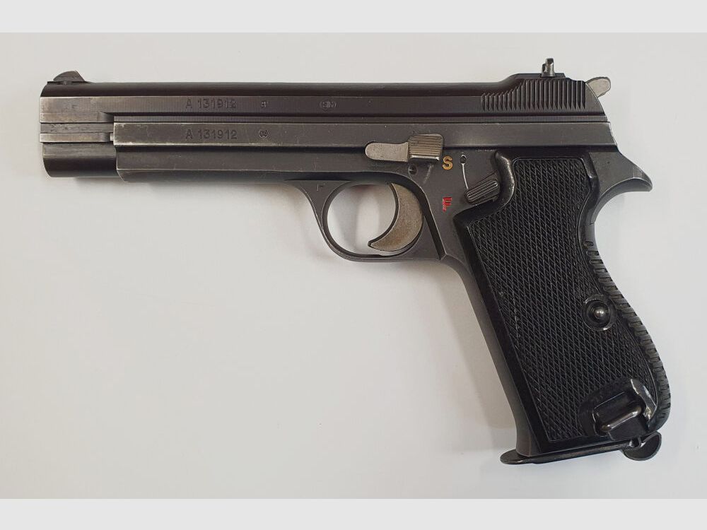 SIG Pistole SIG P210-2 im Kaliber 9mm Luger (9x19) Inkl. Holster und Reservemagazin,MADE IN SWITZERLAND
