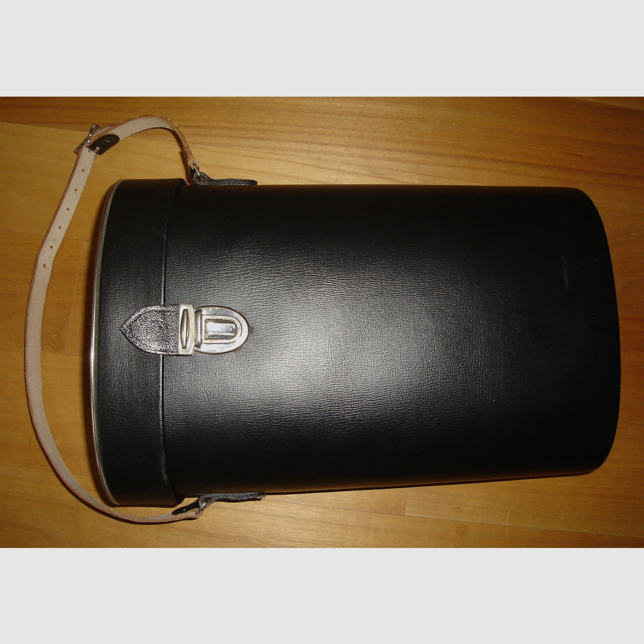 Binocular case for binoculars 8x56