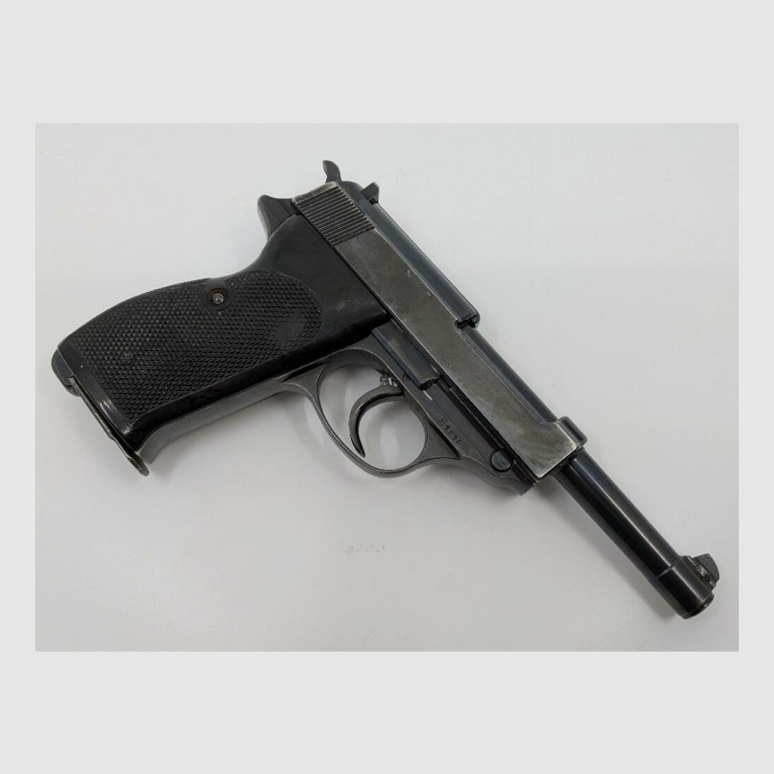 Walther Zella-Mehlis HP Schwedische M/39 mit Regiment ID