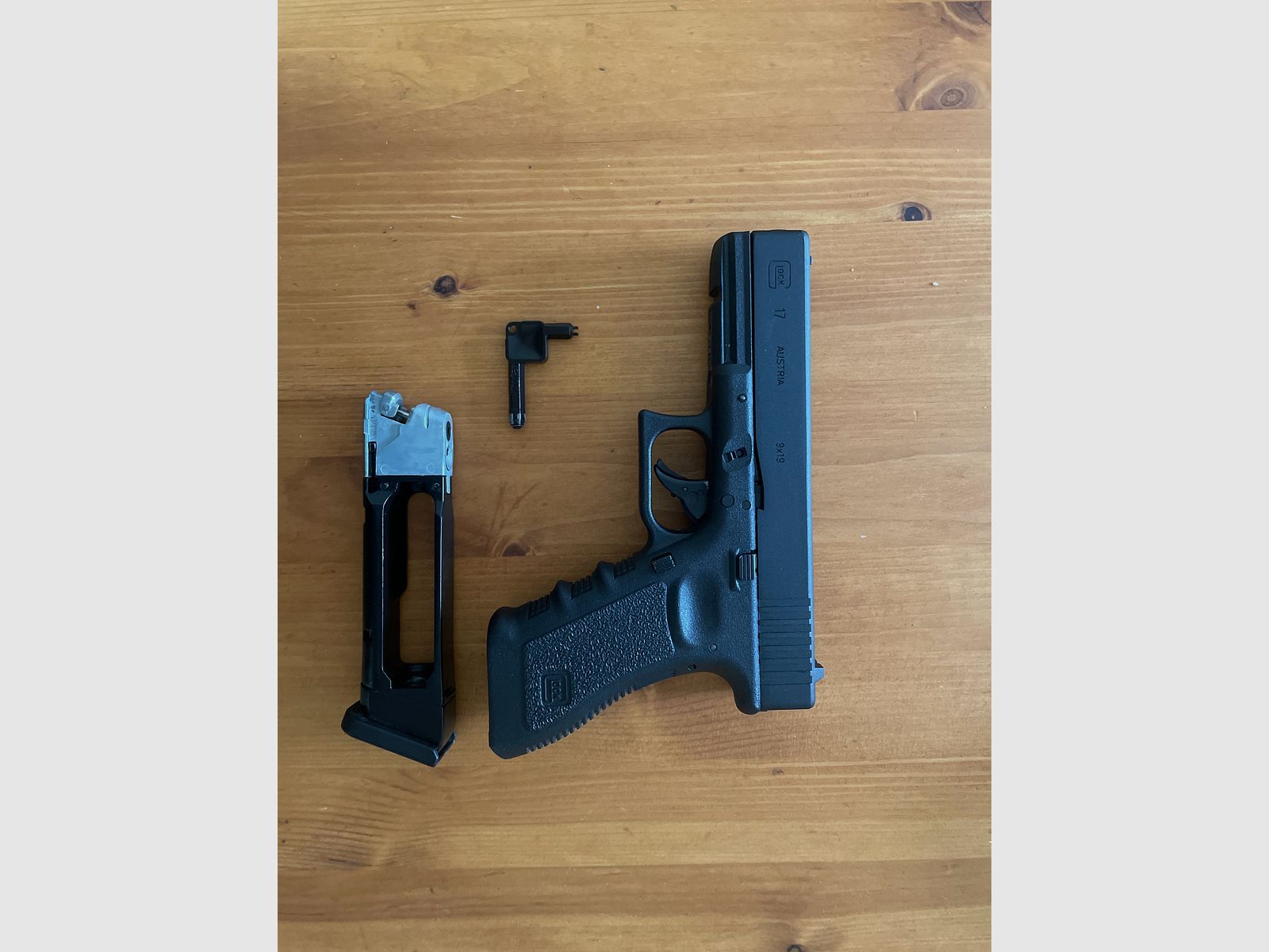 CO2 Glock 17 Gen 3 Blowback cal. 4.5mm steel BBs
