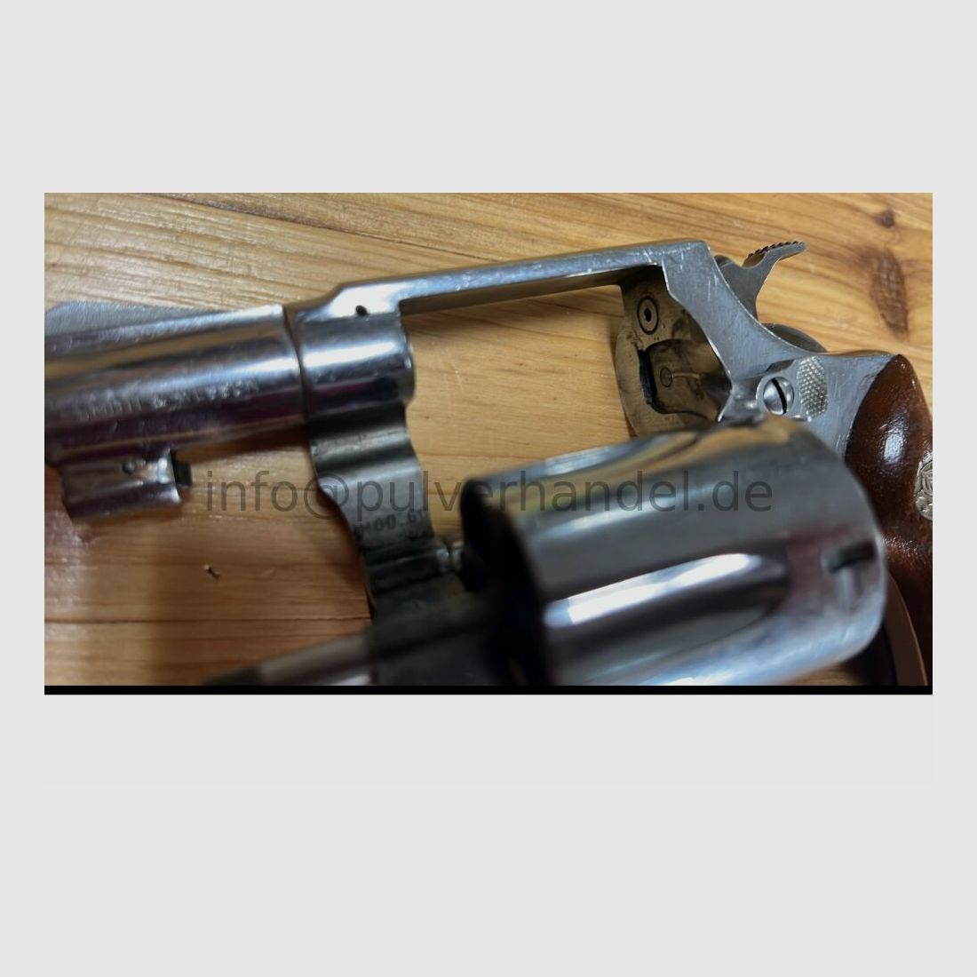 Smith & Wesson Modello 60 in acciaio inox in .38 Special SOLO AZIONE DOPPIA