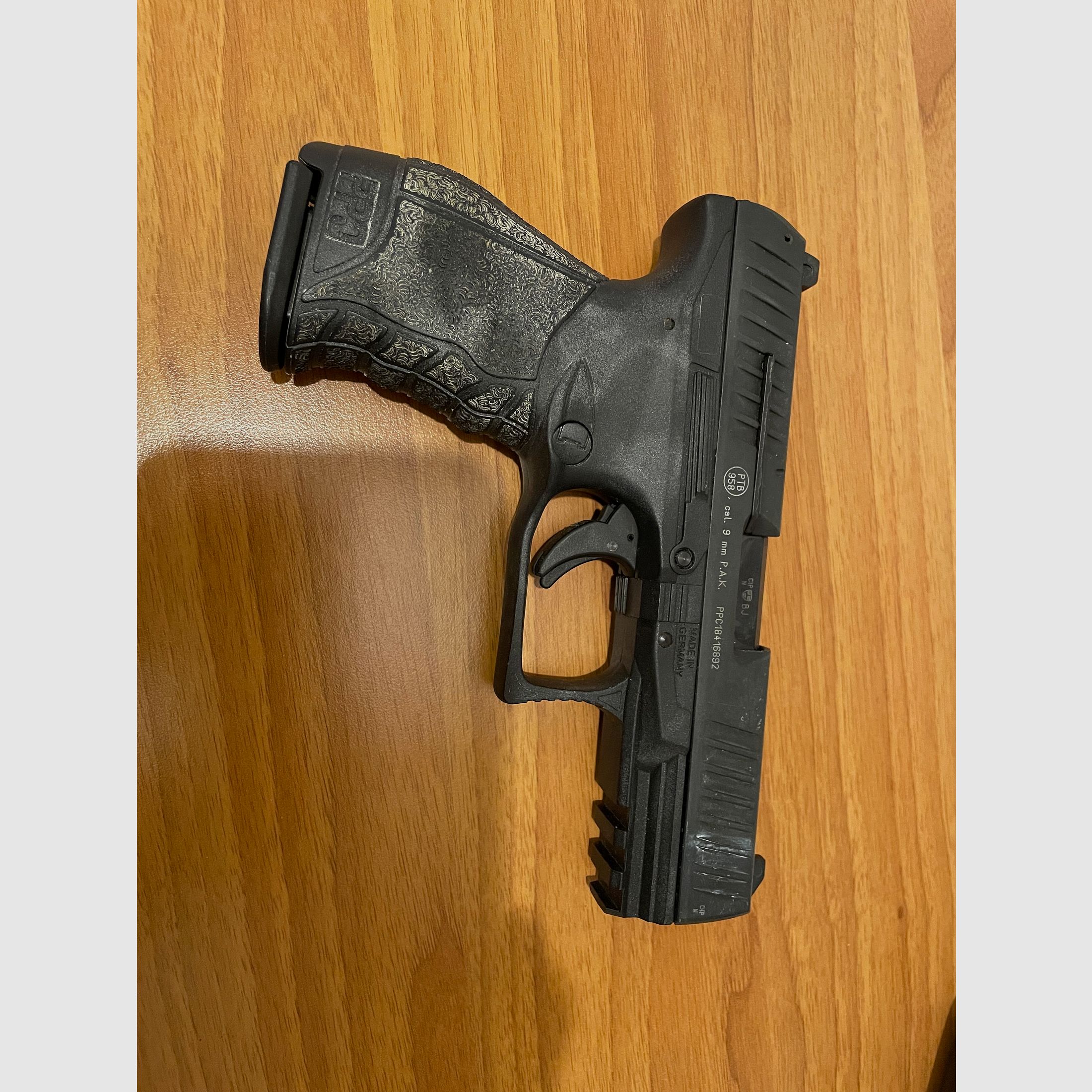 Walther PPQ M2 Schreckschuss 9mm PAK