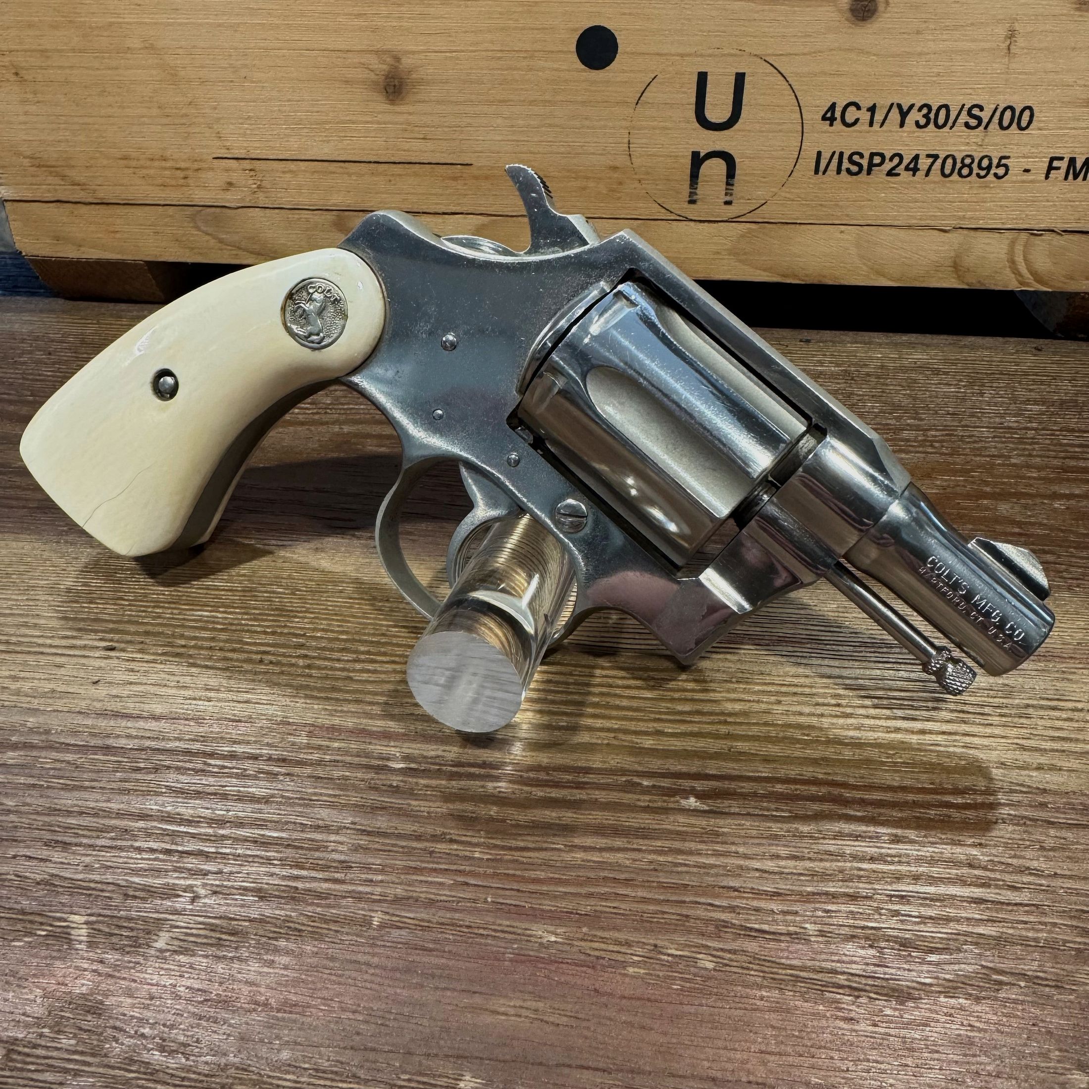 COLT DETECTIVE SPECIAL 32 COLT N.P., afbeelding 4 van 6