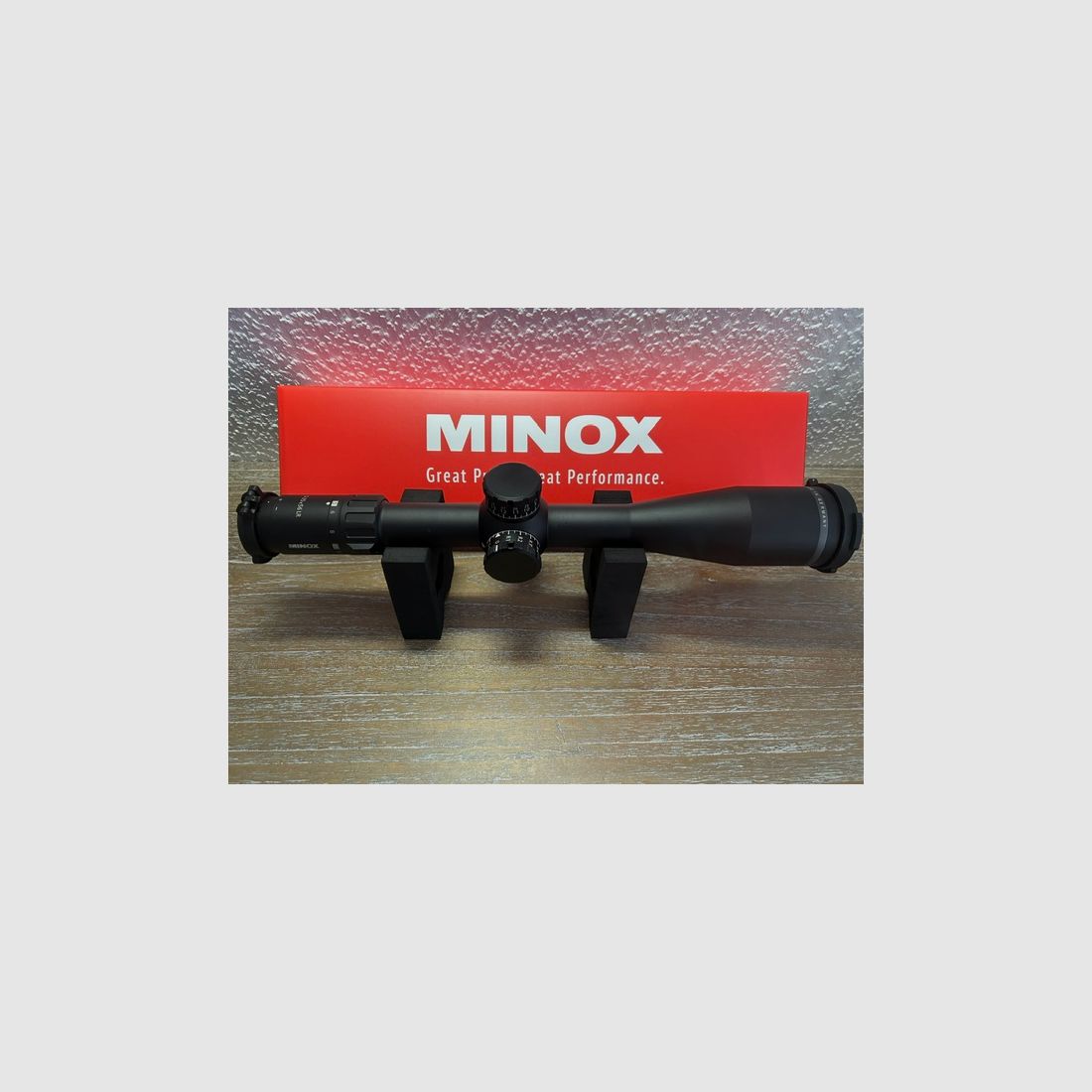 Minox 5-25x56 LR