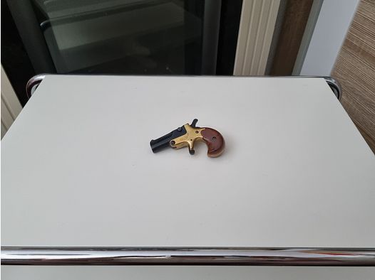 Reck D4 Derringer Deko