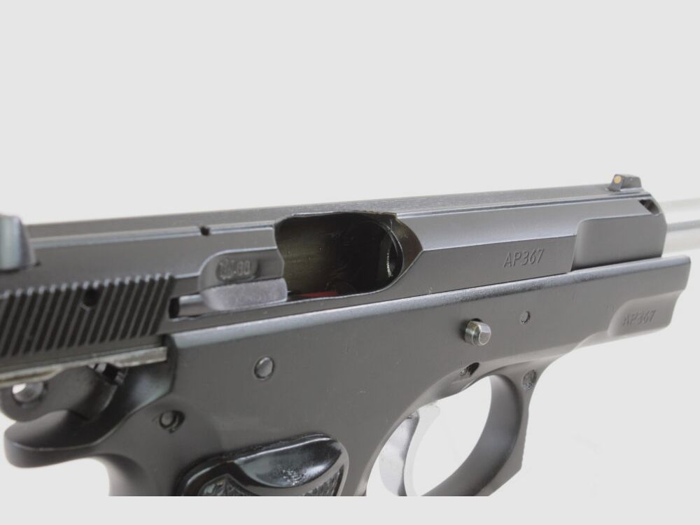 Czech Armory ZBROJOVKA BRNO M 75 Tropen - 9mm Luger