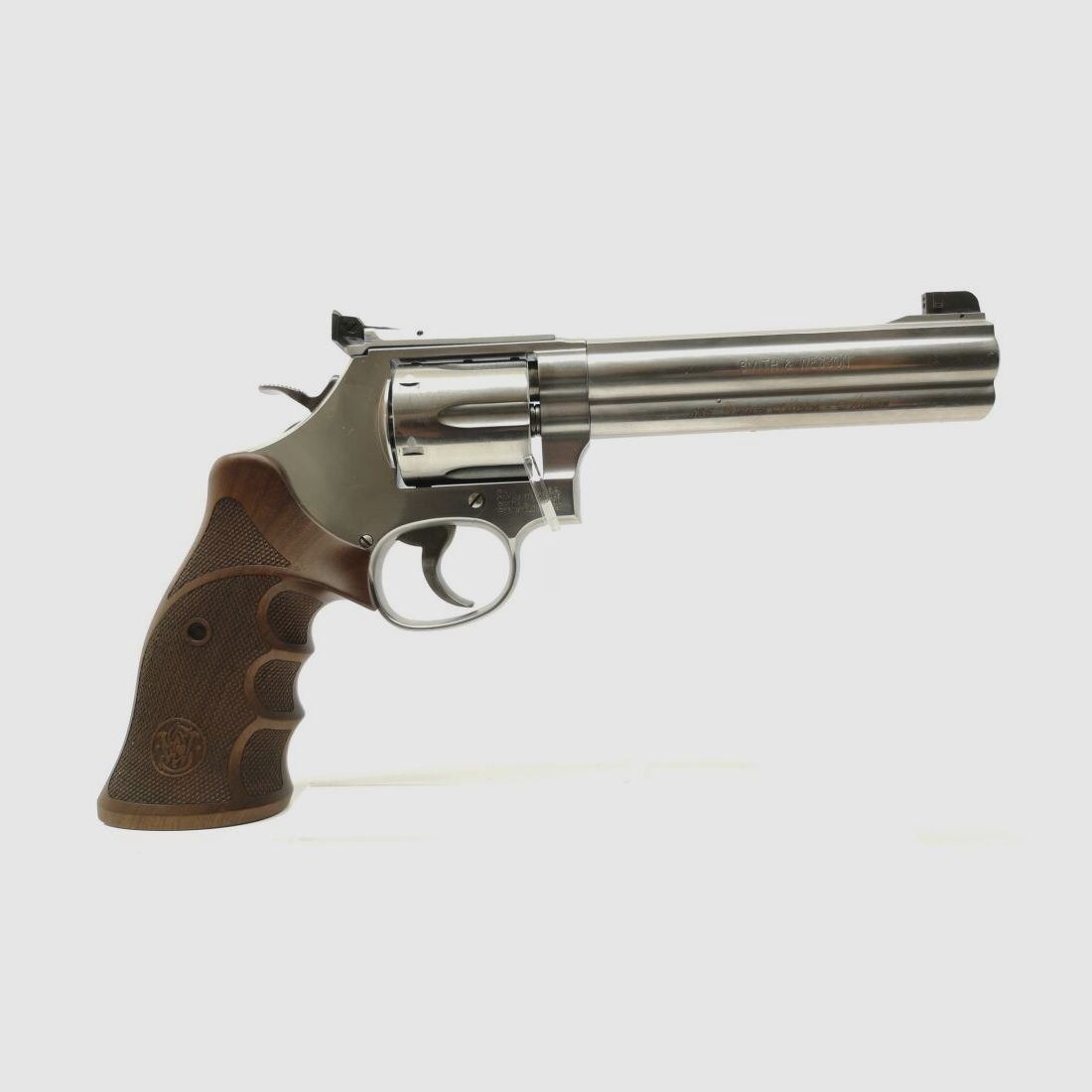 Smith & Wesson 686-6 Deluxe Match Master
