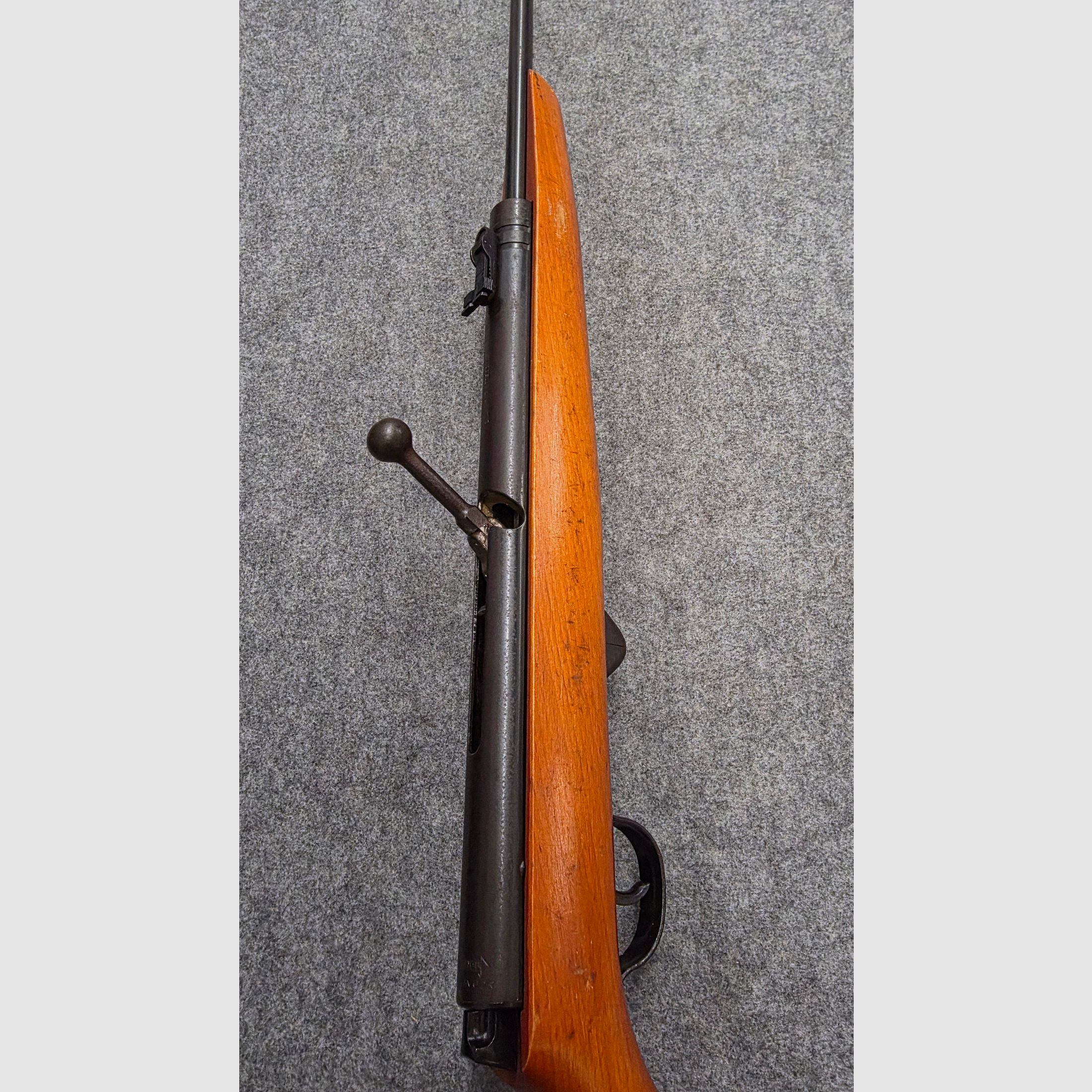 Haenel 310 mit Standardabzug Durchlader Repetierer Kirmes 4.4mm Luftgewehr
