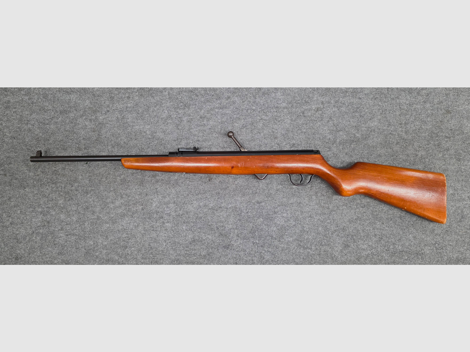 4.) Haenel 310 z standardowym spustem, ładowany powtarzalnie, karabin pneumatyczny 4.4mm