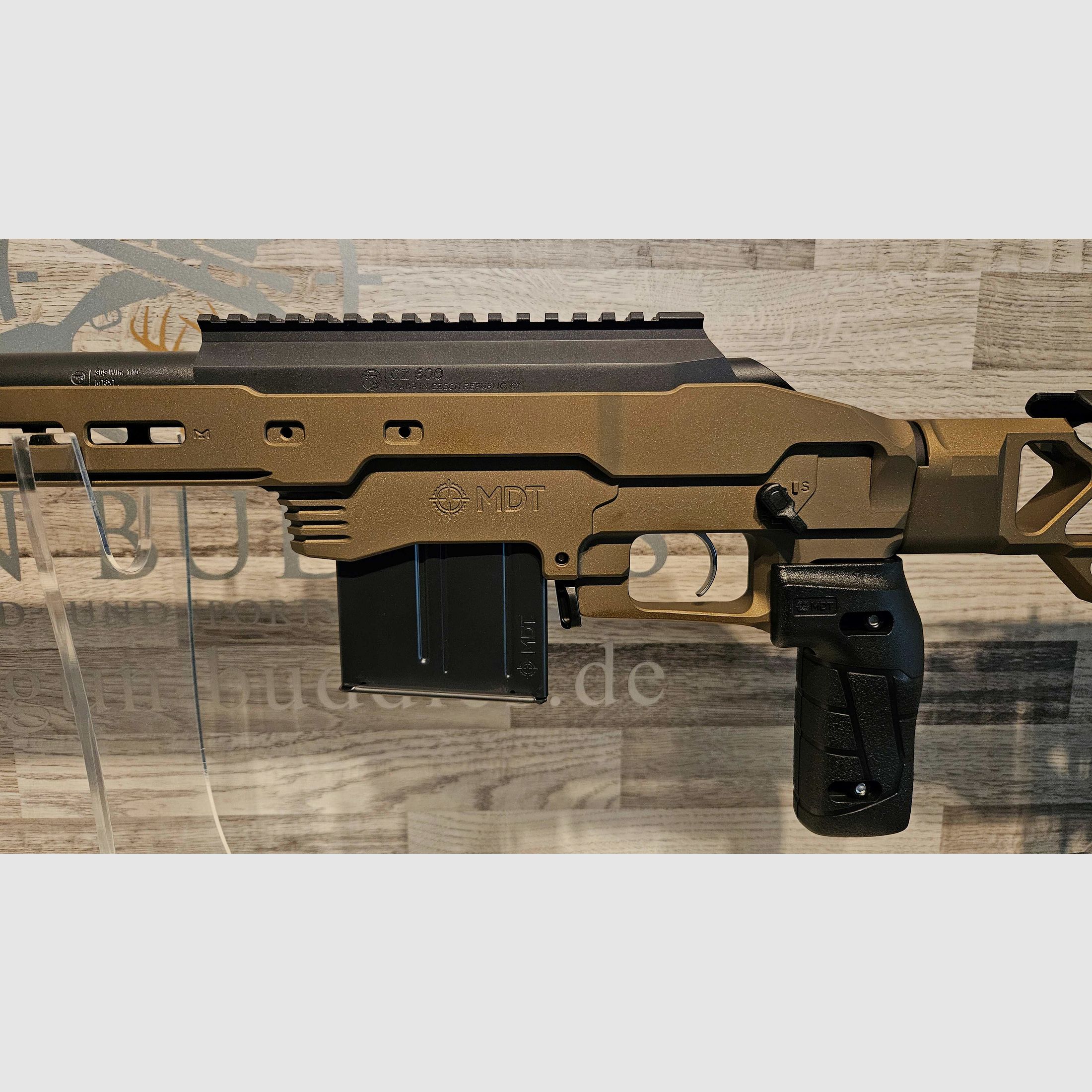 Neuware vom Fachhandel - Matchbüchse CZ600 MDT Deep Bronze Kal. .308Win. - Top-Sonderpreis!!!