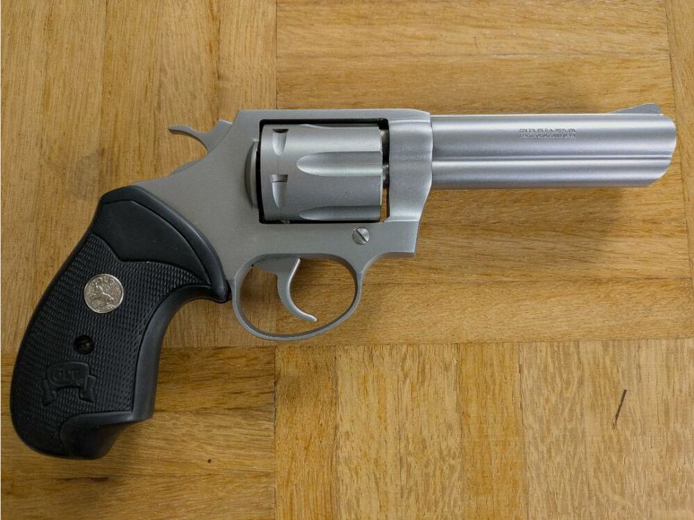 Colt SF-VI