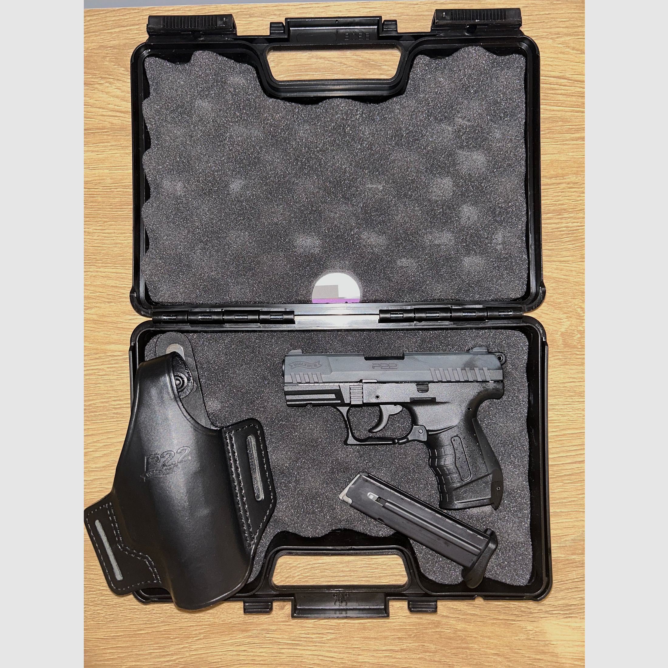 Walther P22 Ready + originales Holster