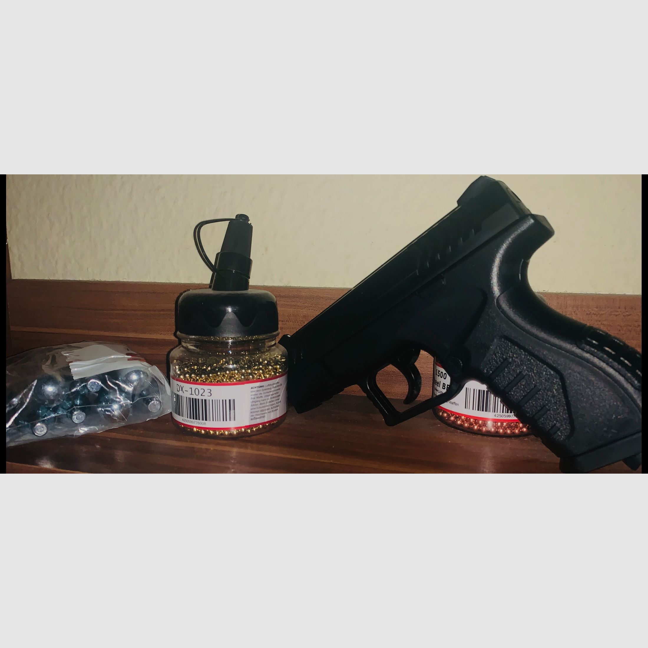 Valise Umarex XBG - Pistolet Co2 à billes en acier de 4,5 mm