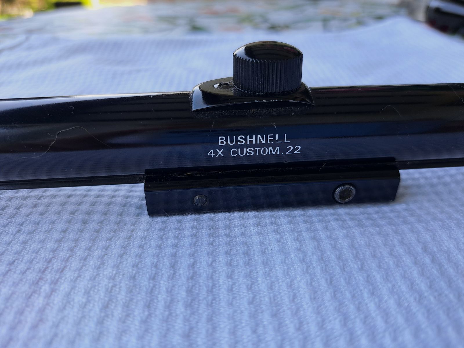 Bushnell  4x Custom .22    Vintage!