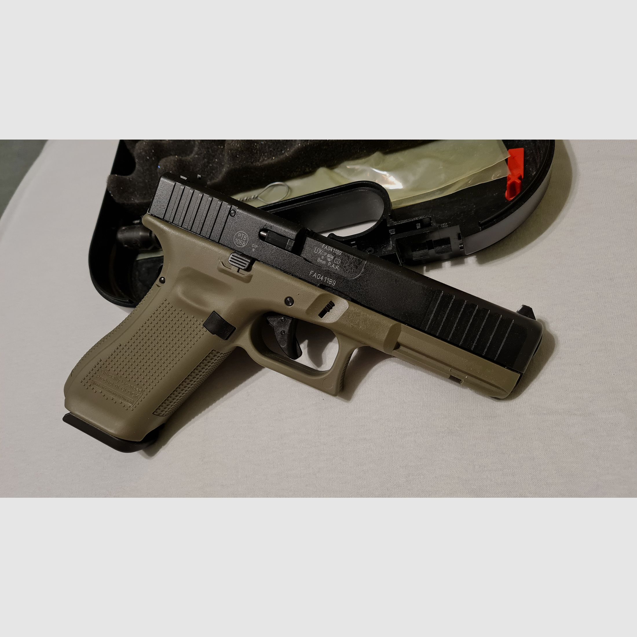 Glock 17 Battlefield Green + Glock Koffer