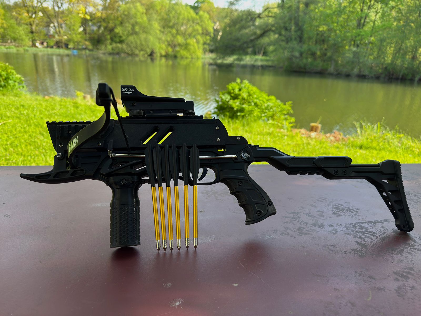 Repetierarmbrust mit 6 Schuß Magazin 80lbs, Man Kung Alligator 2, Redback