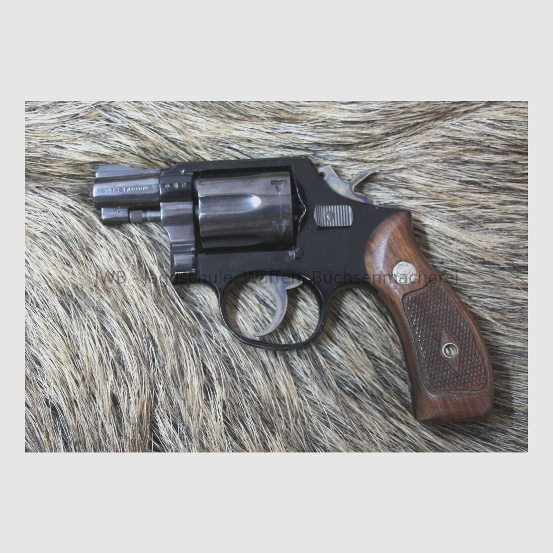 Smith & Wesson 12-2