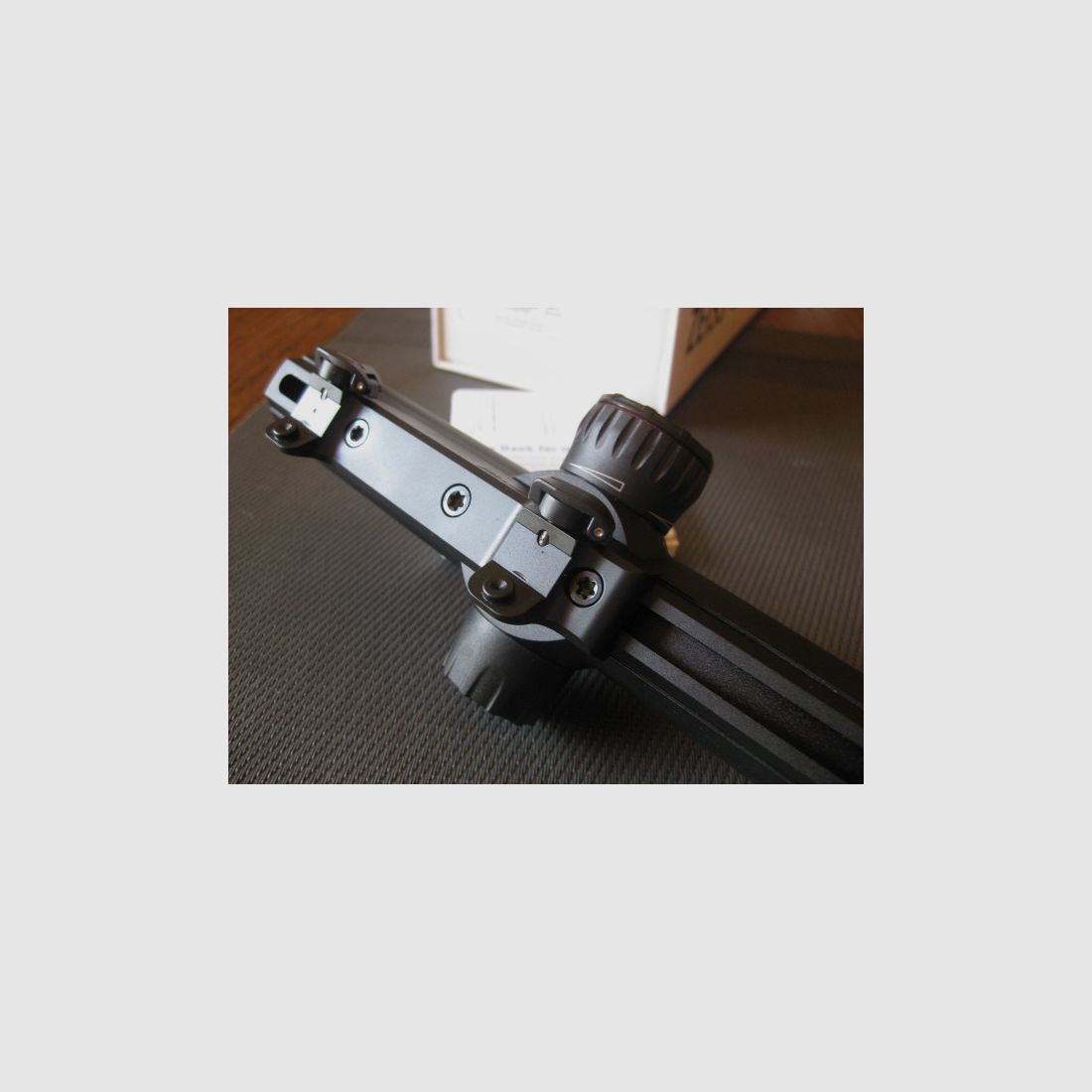 TOP ZEISS V6 1,1 - 6 x 24 M mit Absehen-60 und Original Blaser-Sattelmontage ! KEIN V8-Swarovski -Z6i-Z8i-LEICA-SAUER-MAUSER 