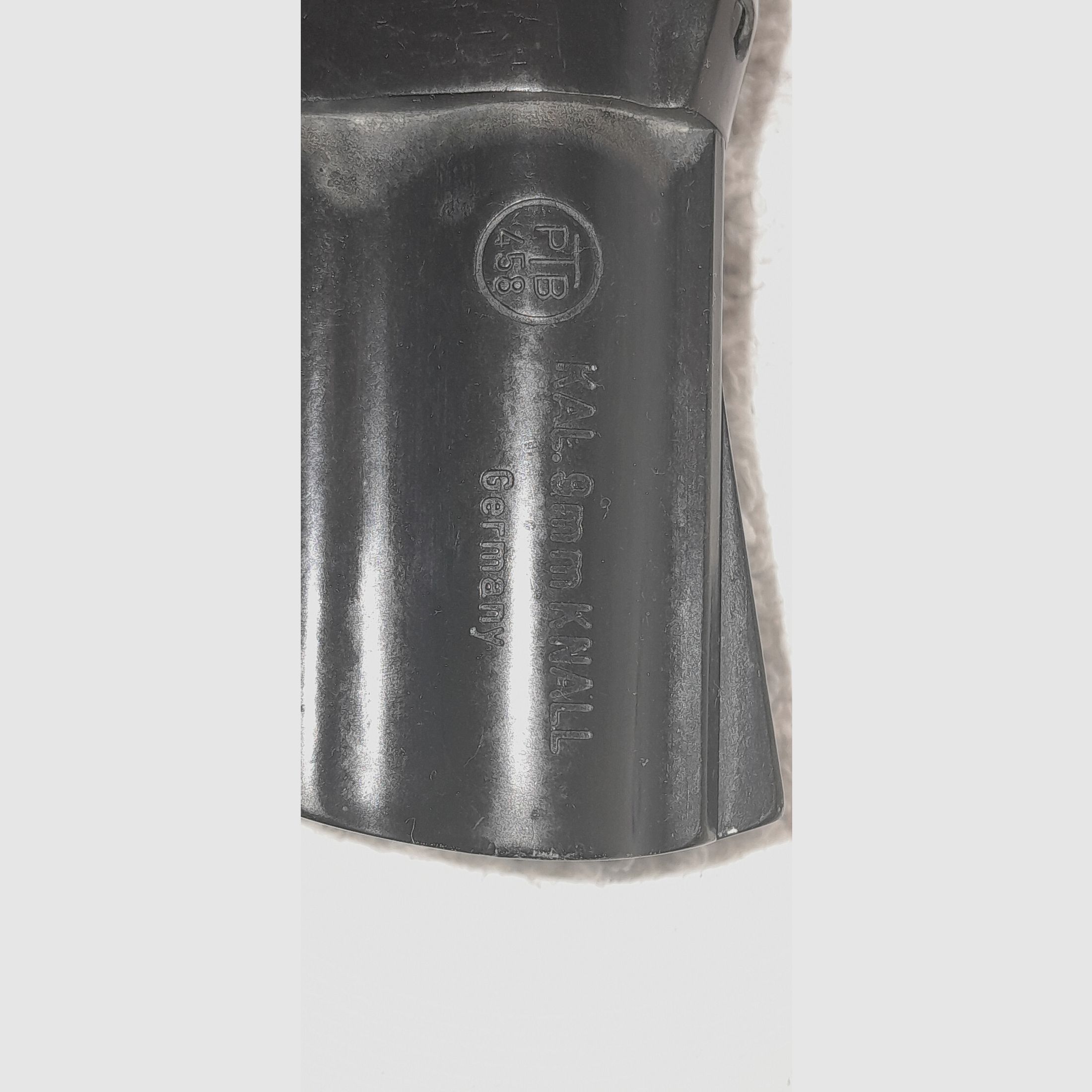 Röhm RG 69 blank firing revolver with steel cylinder and real wood grip, incl. 48 pieces of blank cartridges