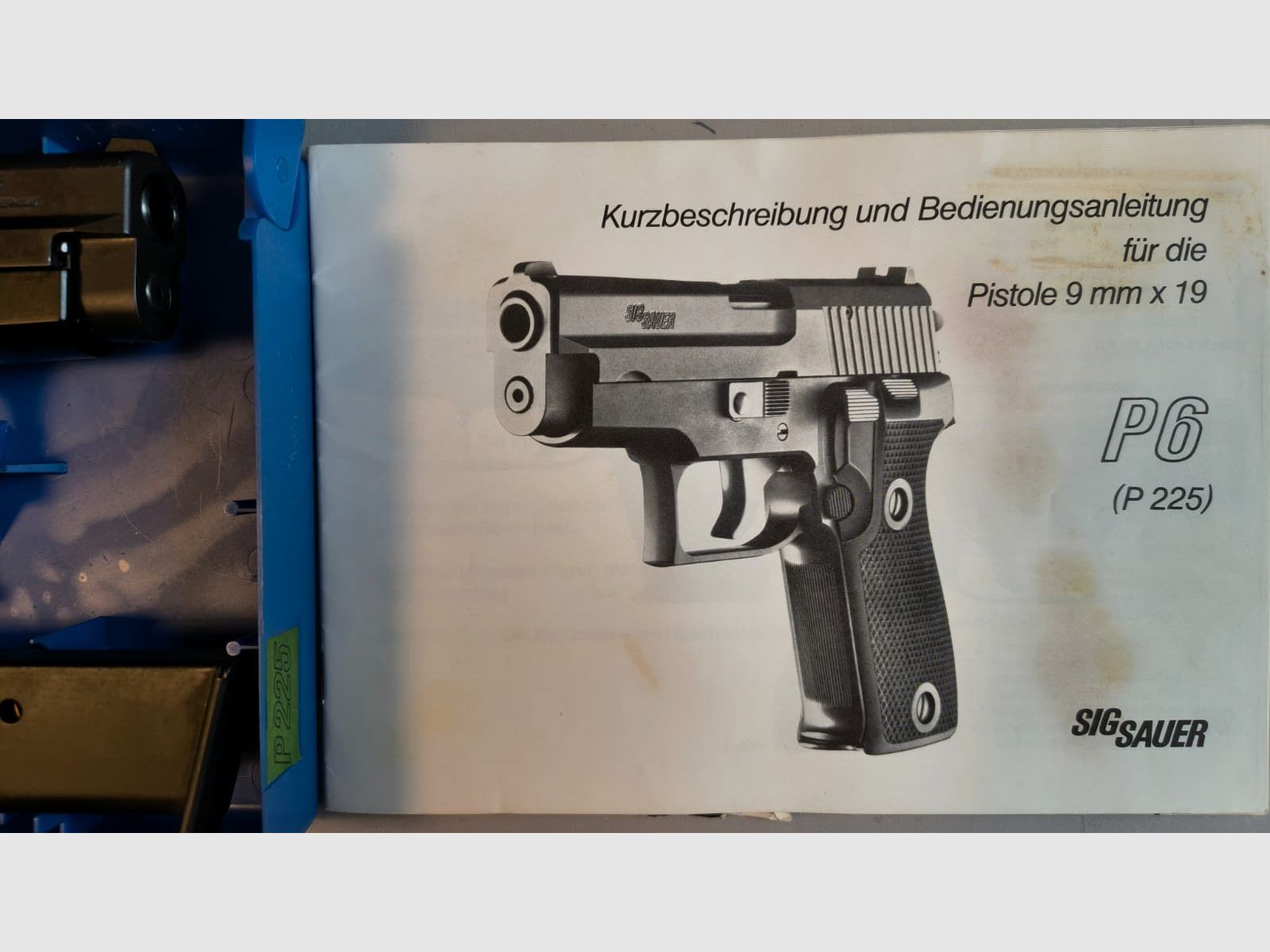 SIG SAUER P6 (225) z 1981, zdjęcie 3 z 3